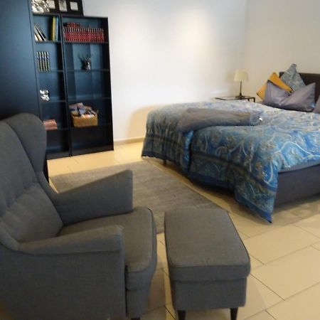 Schoene Ferienwohnung 2,5 Zimmer In Stadtnaehe Mit Eigenem Hofgarten Balingen Buitenkant foto
