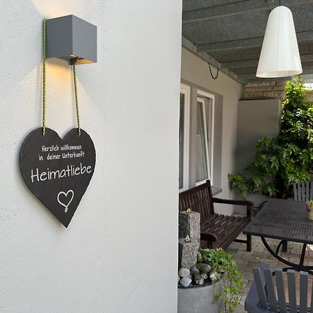 Schoene Ferienwohnung 2,5 Zimmer In Stadtnaehe Mit Eigenem Hofgarten Balingen Buitenkant foto