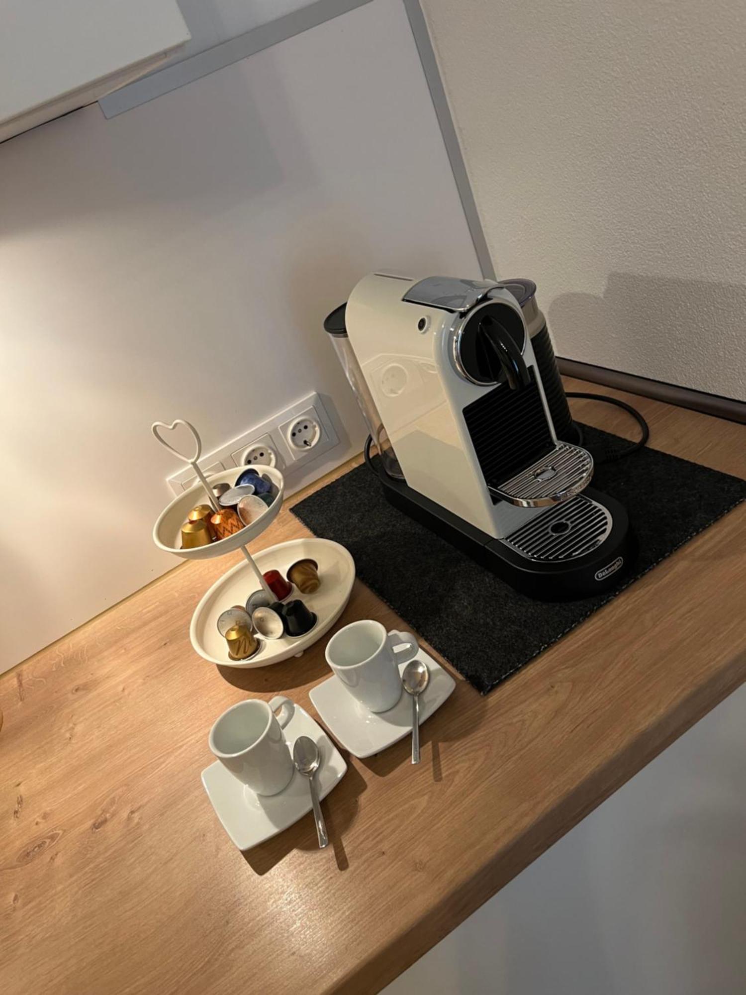 Schoene Ferienwohnung 2,5 Zimmer In Stadtnaehe Mit Eigenem Hofgarten Balingen Buitenkant foto